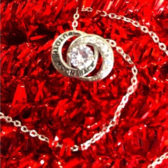NWOT Silver Chain Pendant Double Circle I ❤️ U to the Moon and Back w/ Crystals - Picture 1 of 1